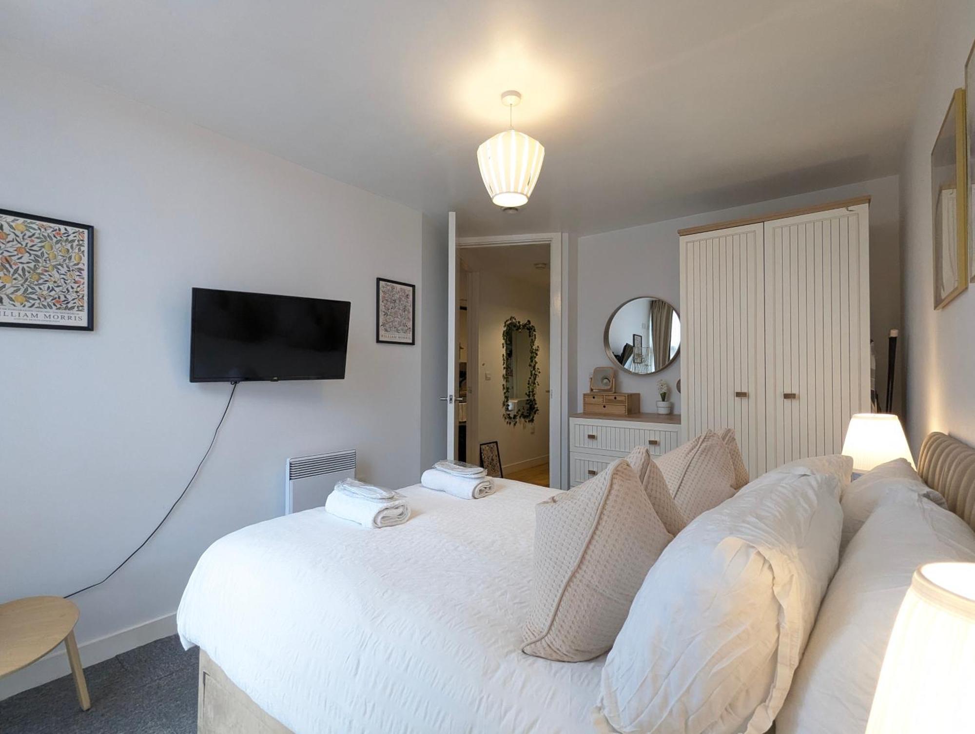 City Centre Morden 1-Bedroom Apt Near Dock Ліверпуль Екстер'єр фото
