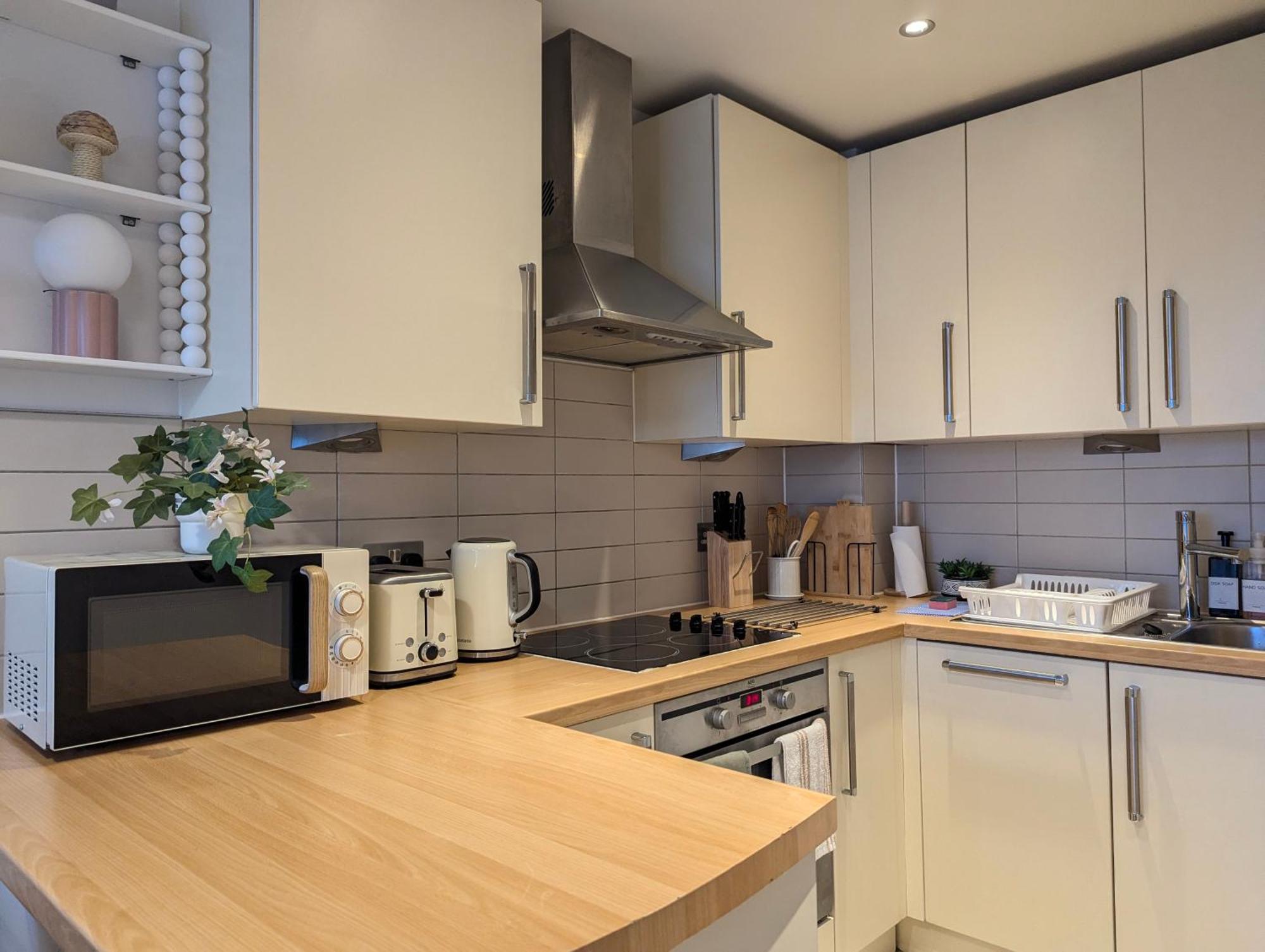 City Centre Morden 1-Bedroom Apt Near Dock Ліверпуль Екстер'єр фото